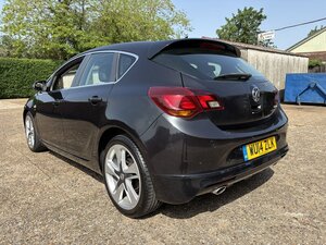 Vauxhall Astra 1.4 Astra SRI T 5dr