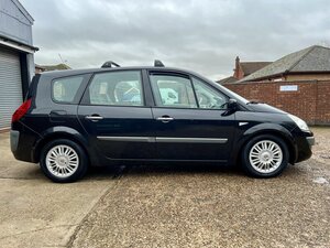 Renault Scenic 2.0 Grand Scenic Privilege-7 VVT 5dr