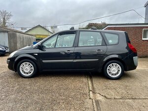 Renault Scenic 2.0 Grand Scenic Privilege-7 VVT 5dr