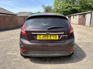 Ford Fiesta 1.4 Fiesta Titanium 68 TDCI 5dr
