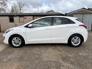 Hyundai i30 1.6 I30 Active BLUE Drive CRDI 5dr