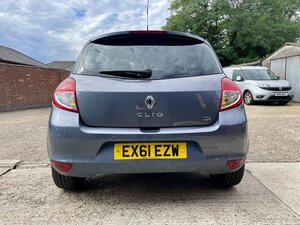 Renault CLIO 1.1 Gt Line Tomtom Tce 5dr