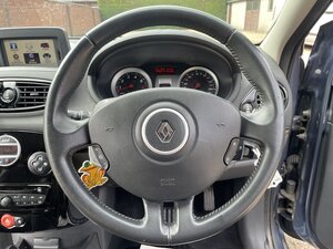 Renault CLIO 1.1 Gt Line Tomtom Tce 5dr