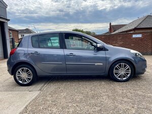 Renault CLIO 1.1 Gt Line Tomtom Tce 5dr