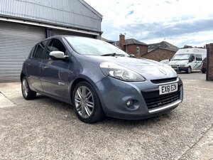 Renault CLIO 1.1 Gt Line Tomtom Tce 5dr