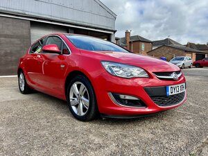Vauxhall Astra 1.4 Astra Sri T 5dr