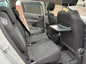 Peugeot 5008 1.6 5008 Exclusive T 5dr