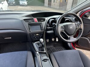 Honda Civic 1.8 Civic I-vtec Es-t 5dr