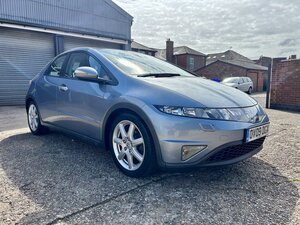 Honda Civic 1.8 Civic Ex I-vtec 5dr