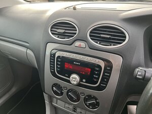 Ford Focus 2.0 Focus Titanium 145 5dr