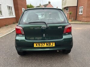 Toyota Yaris 1.3 Yaris GLS AUTO 3dr