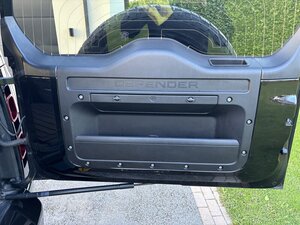 Land Rover Defender 3.0 Defender HARD TOP S D MHEV AUTO 5dr