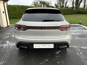 Porsche Macan 2.0  5dr