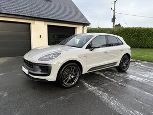 Porsche Macan 2.0  5dr