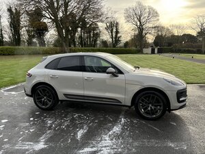 Porsche Macan 2.0  5dr