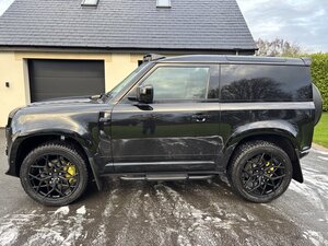 Land Rover Defender 3.0 Defender HARD TOP S D MHEV AUTO 3dr