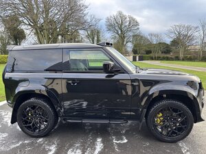 Land Rover Defender 3.0 Defender HARD TOP S D MHEV AUTO 3dr