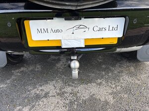 Land Rover Defender 3.0 Defender HARD TOP S D MHEV AUTO 3dr