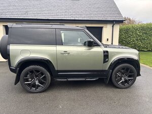 Land Rover Defender 3.0 Defender HARD TOP D MHEV AUTO 5dr