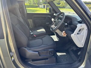 Land Rover Defender 3.0 Defender HARD TOP D MHEV AUTO 5dr