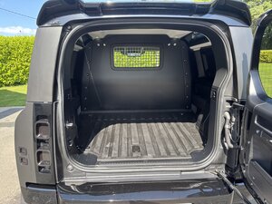 Land Rover Defender 3.0 Defender Hard Top D Mhev Auto 5dr