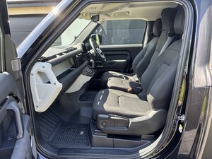 Land Rover Defender 3.0 Defender Hard Top D Mhev Auto 5dr