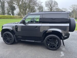 Land Rover Defender 3.0 Defender HARD TOP D MHEV AUTO 5dr