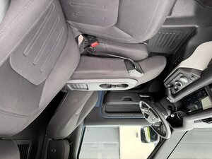 Land Rover Defender 3.0 Defender HARD TOP D MHEV AUTO 5dr