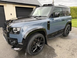 Land Rover Defender 3.0 Defender HARD TOP D MHEV AUTO 5dr