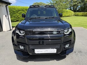 Land Rover Defender 3.0 Defender HARD TOP D MHEV AUTO 3dr