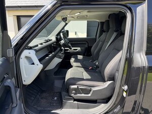 Land Rover Defender 3.0 Defender HARD TOP D MHEV AUTO 3dr