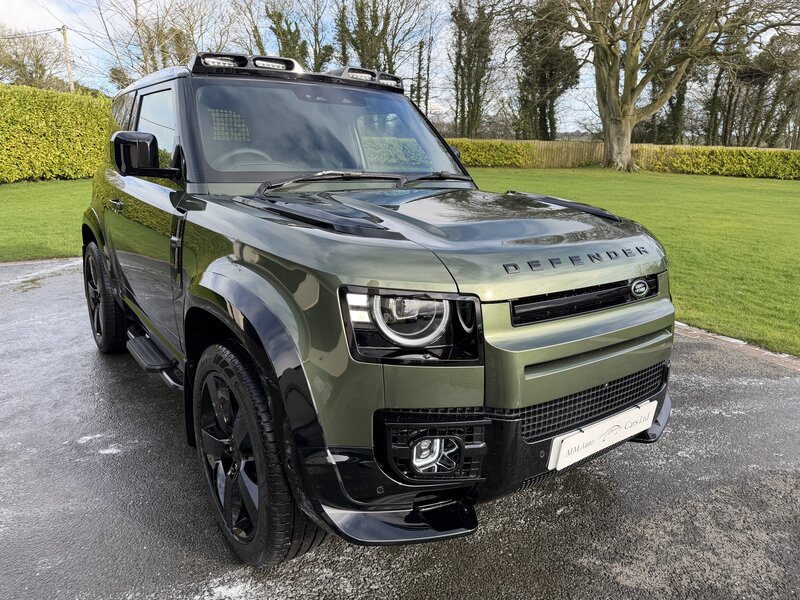 Land Rover Defender 3.0 Defender HARD TOP S D MHEV AUTO 3dr