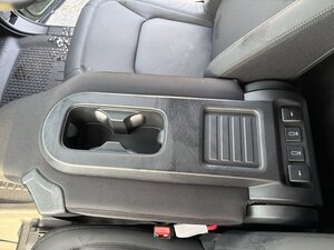 Land Rover Defender 3.0 Defender HARD TOP S D MHEV AUTO 3dr