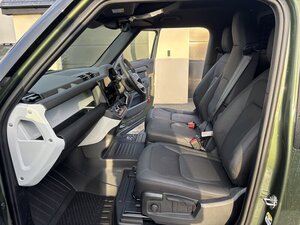 Land Rover Defender 3.0 Defender HARD TOP S D MHEV AUTO 3dr