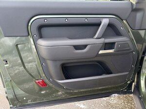 Land Rover Defender 3.0 Defender HARD TOP S D MHEV AUTO 3dr