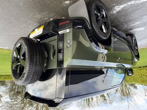 Land Rover Defender 3.0 Defender HARD TOP S D MHEV AUTO 3dr