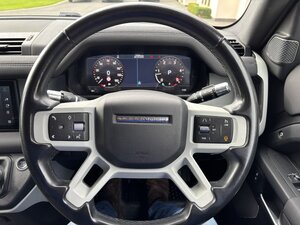 Land Rover Defender 3.0 Defender HARD TOP D MHEV AUTO 5dr