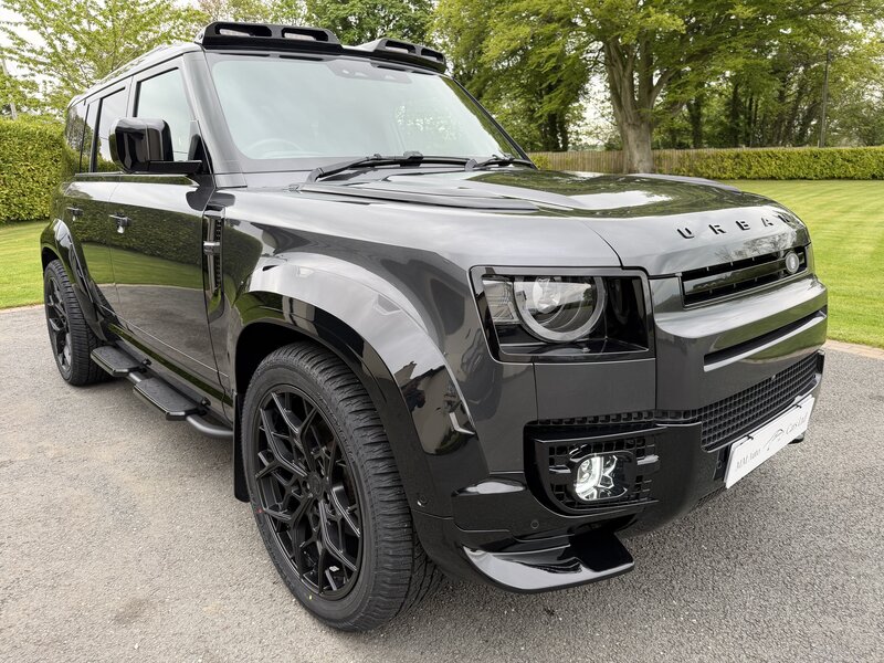 Land Rover Defender 3.0 Defender HARD TOP S D MHEV AUTO 5dr