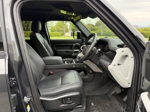 Land Rover Defender 3.0 Defender HARD TOP S D MHEV AUTO 5dr