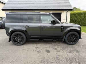 Land Rover Defender 3.0 Defender HARD TOP S D MHEV AUTO 5dr