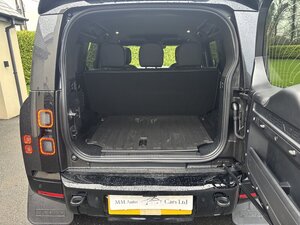 Land Rover Defender 3.0 Defender HARD TOP X-dynamic HSE D MHEV A 5dr