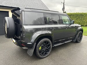 Land Rover Defender 3.0 Defender HARD TOP X-dynamic HSE D MHEV A 5dr
