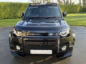Land Rover Defender 3.0 Defender HARD TOP D MHEV AUTO 3dr