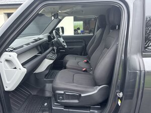 Land Rover Defender 3.0 Defender HARD TOP D MHEV AUTO 3dr