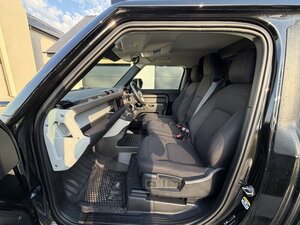 Land Rover Defender 3.0 Defender HARD TOP D MHEV AUTO 3dr