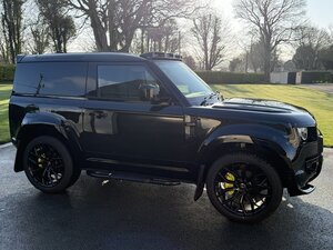 Land Rover Defender 3.0 Defender HARD TOP D MHEV AUTO 3dr