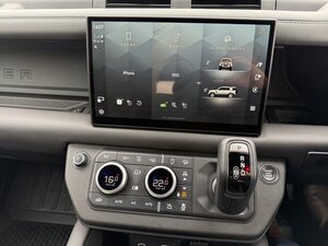 Land Rover Defender 3.0 Defender HARD TOP X-dynamic HSE D MHEV AUTO