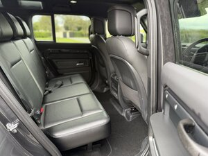 Land Rover Defender 3.0 Defender HARD TOP X-dynamic HSE D MHEV AUTO