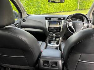 Nissan Navara 2.3 Dci N-guard Shr Dcb 5dr