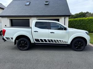 Nissan Navara 2.3 Dci N-guard Shr Dcb 5dr
